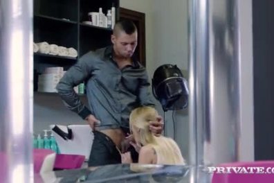 Private.com - stylist vinna reed fucks client's hair & cock!