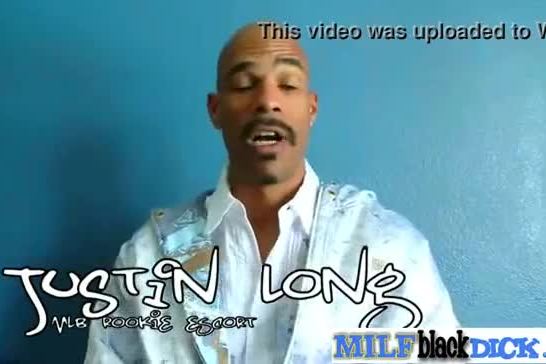 Slut milf fucking hard long black cock on cam video-08